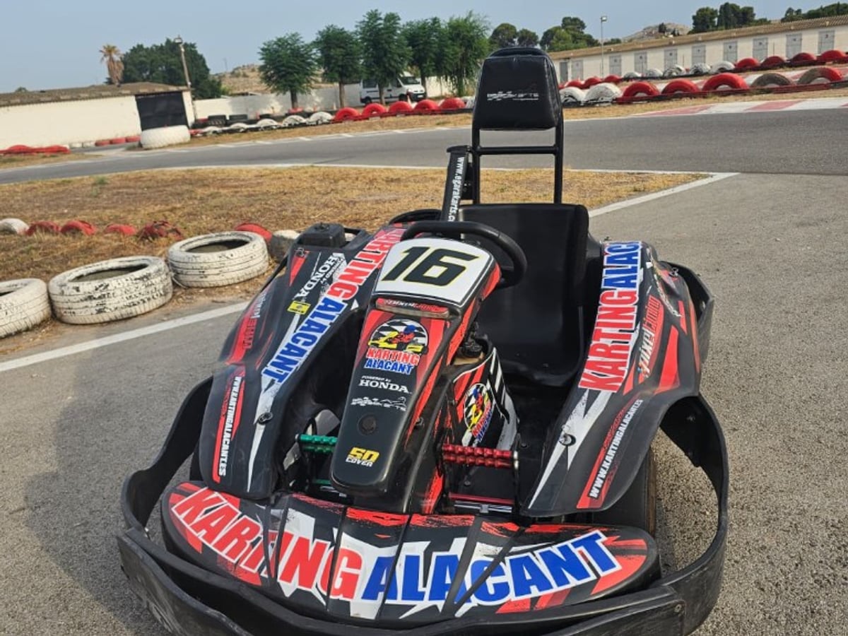 Kart Karting Alacant con vinilos
